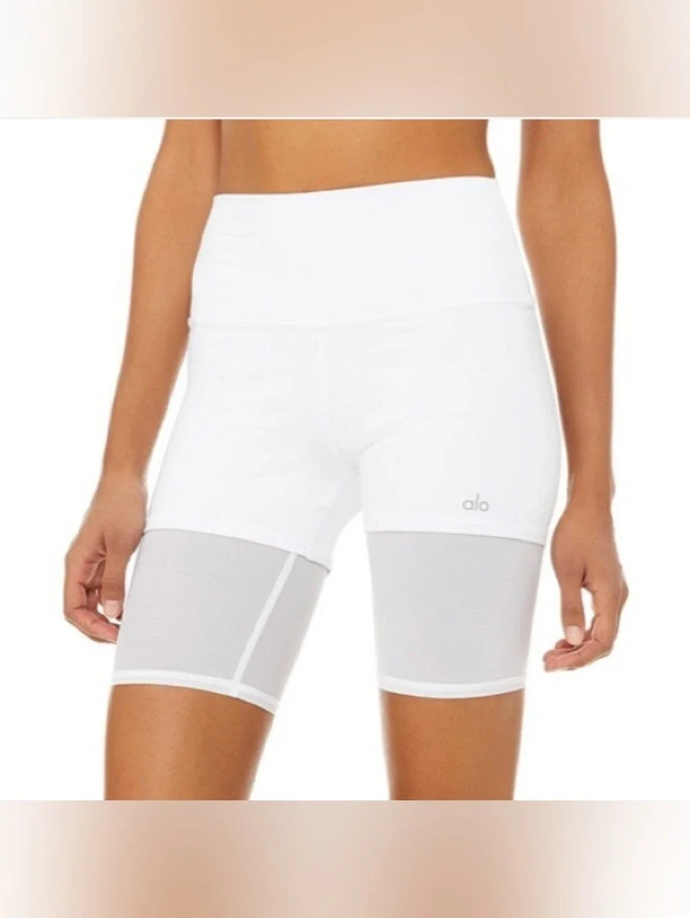 Alo Yoga High Waist Lavish Short Mesh White Size L